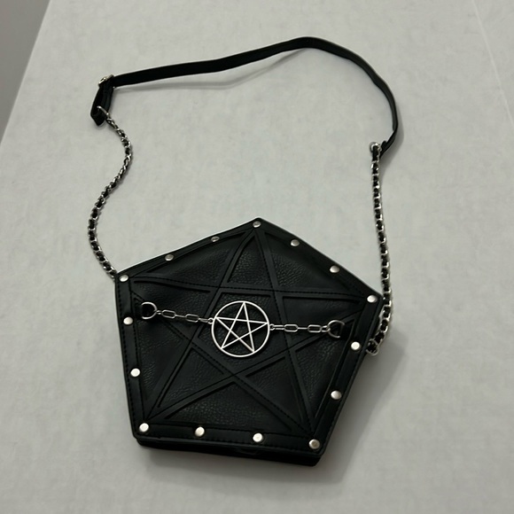Pentagon Messenger Shoulder Bag 2,8 l - Black - Buy Online - MILITARY